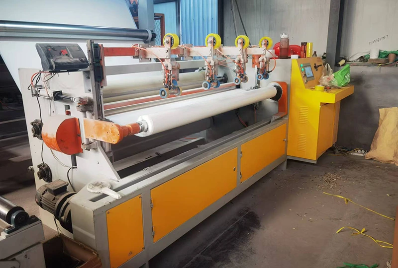 Varför välja en polyvinylklorid (PVC) vattentät membranproduktionslinje för moderna byggprojekt?